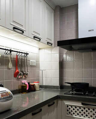 65平美式风格二居厨房橱柜装修