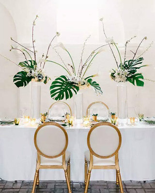 家庭餐厅花器装饰设计