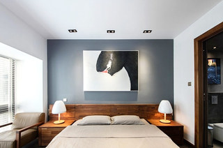 130平简约风格公寓卧室木质床头