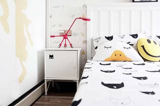 北欧风格两居室床头柜欣赏图