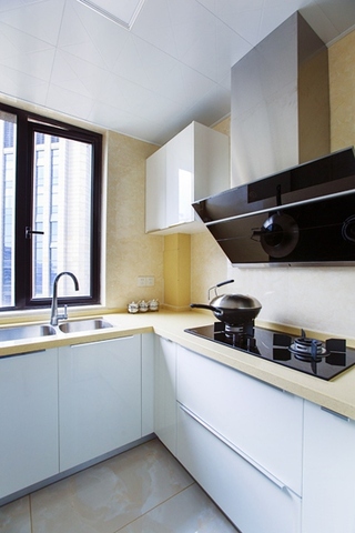 现代简约风格两居室装修厨房效果图
