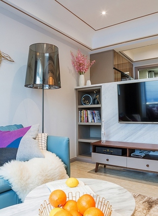 单身公寓现代简约风格装修客厅地灯图片