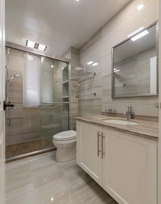 120平美式风格装修卫浴间装潢图
