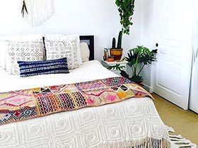 波西米亚度假风   10款卧室布艺床设计图