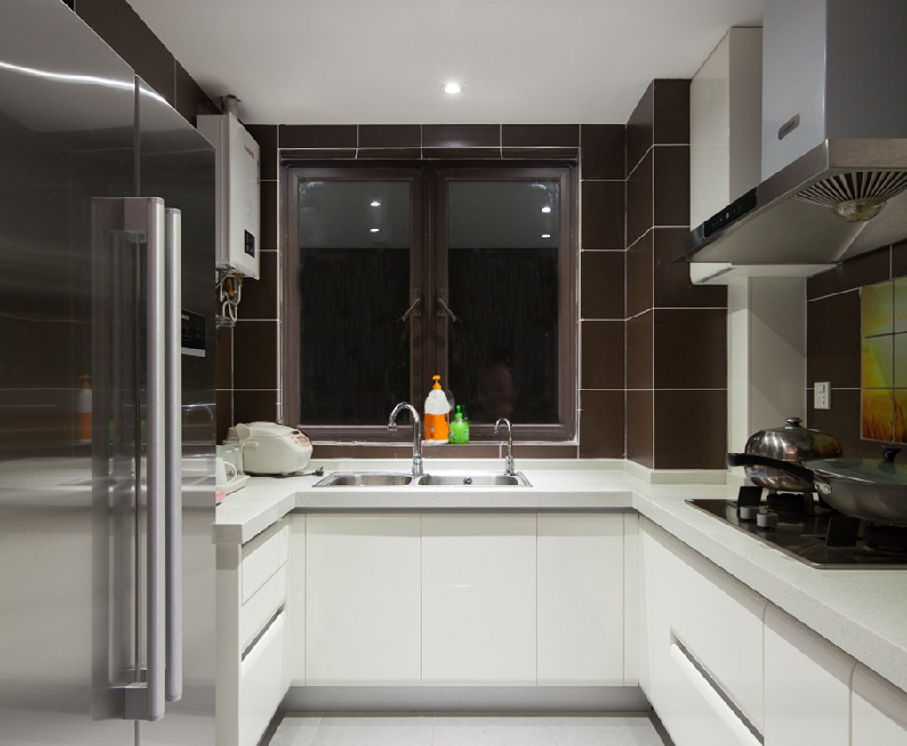 105㎡现代两居室厨房装修效果图