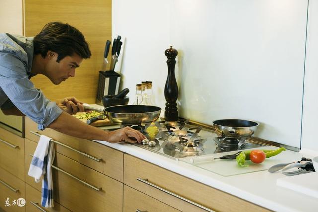 厨房装修时烟灶的选购很重要，还有很多你不知道的误区！