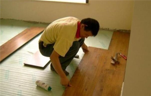 木地板有缝隙怎么修复