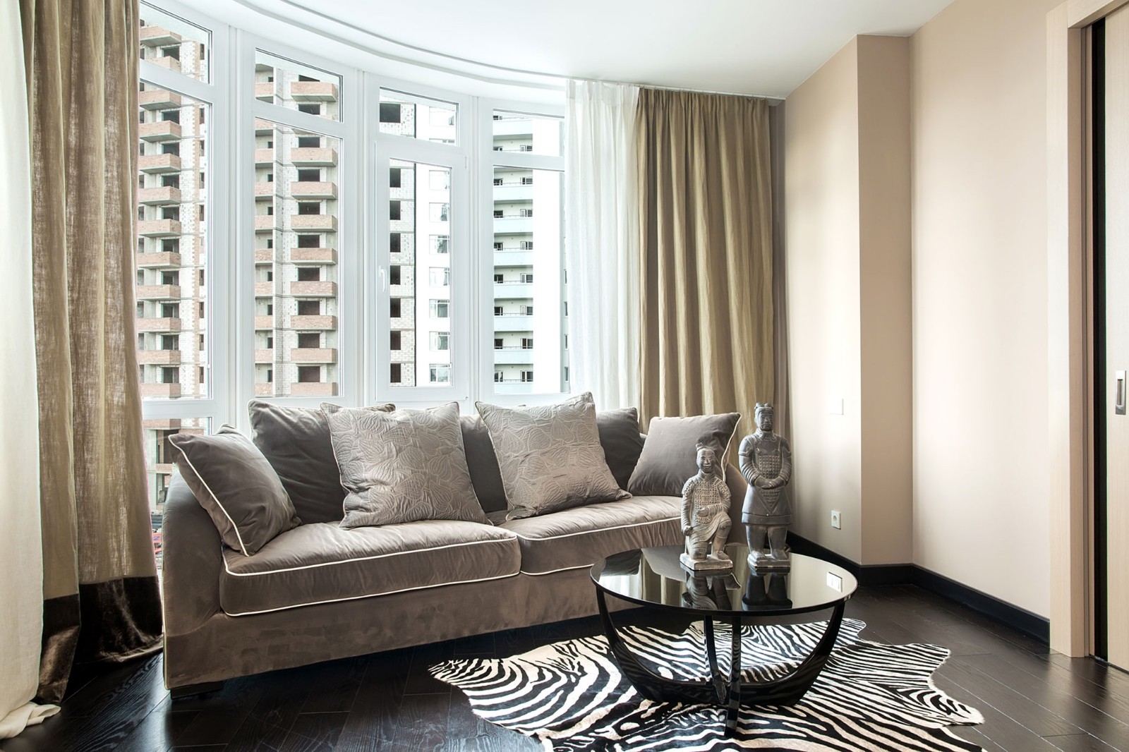 公寓装修,100平米装修,10-15万装修,客厅,现代简约风格,沙发,窗帘