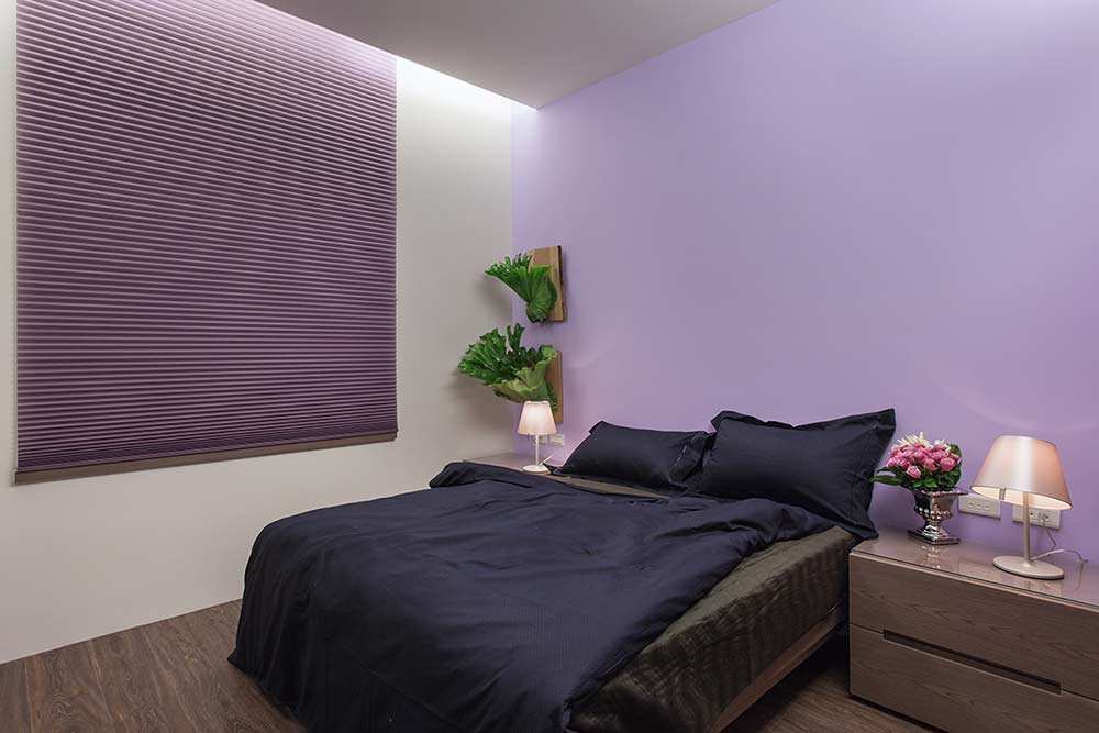 房间淡紫色图片