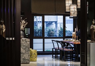 新中式别墅餐厅装修设计效果图
