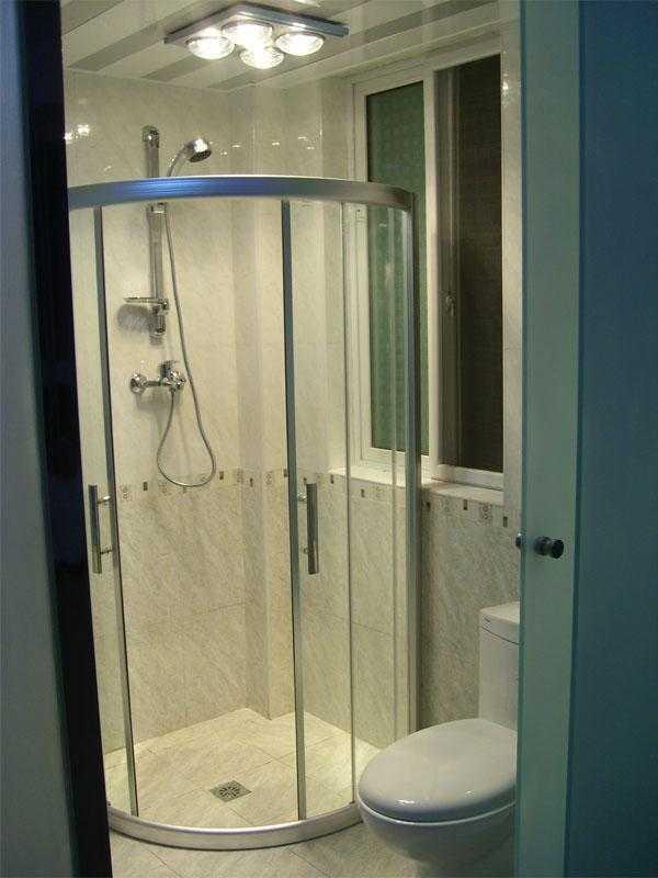 装修淋浴间 是选透明玻璃还是磨砂玻璃呢
