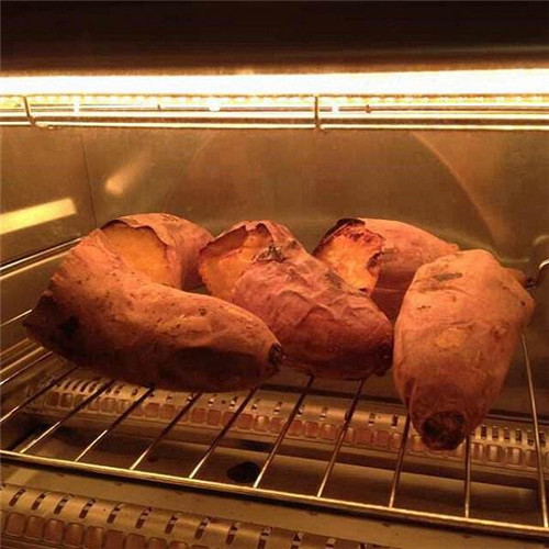 松下蒸烤箱烤红薯图片