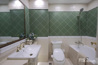 现代古典三居室卫生间装修效果图