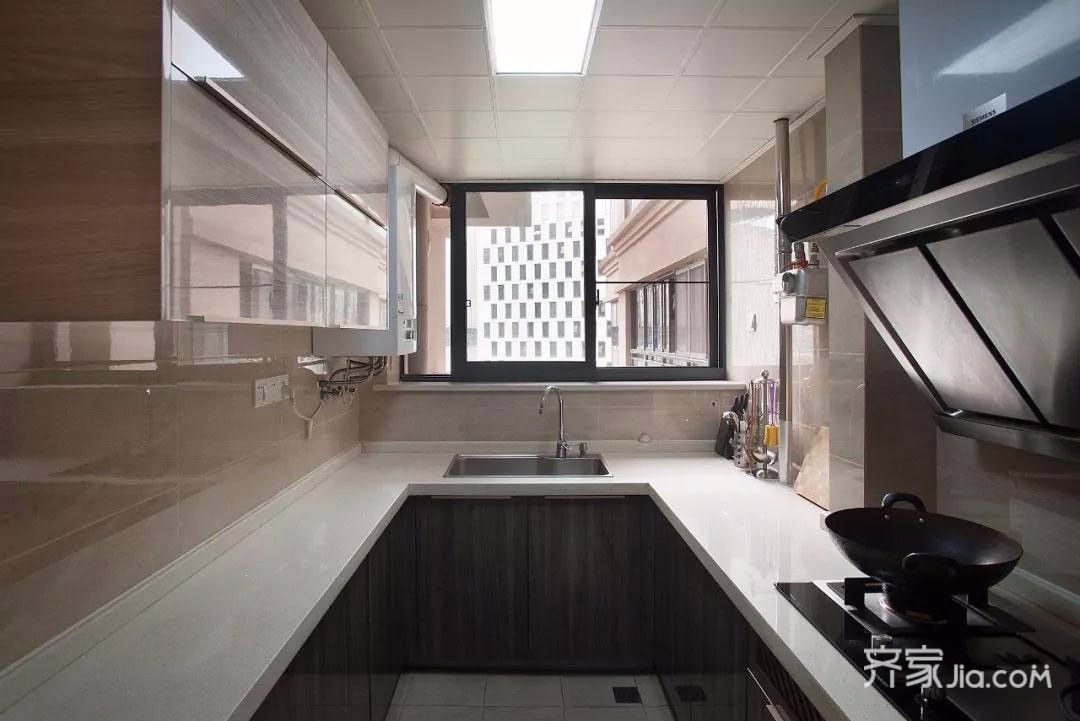 新中式风格三居装修厨房布局图