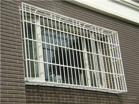 不锈钢防盗窗会贵吗 安装不锈钢防盗窗有哪些注意事项
