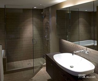 125平美式三居室装修卫浴间实景图