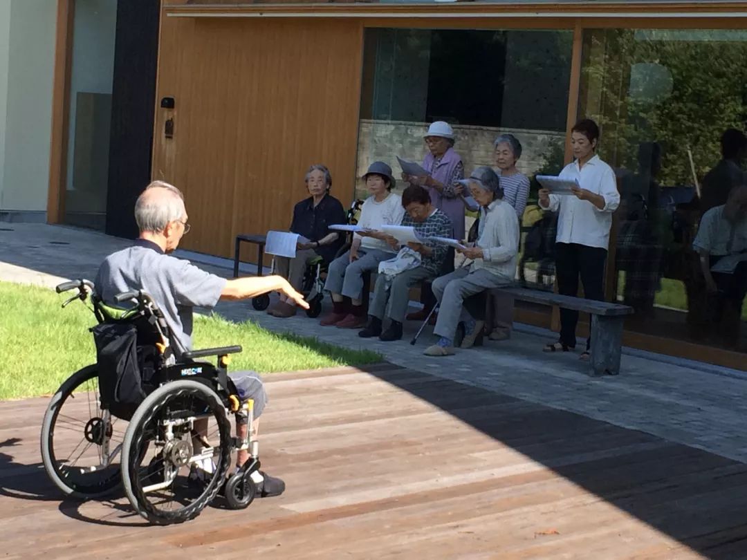 在日本賣了房子都要去住養老院?