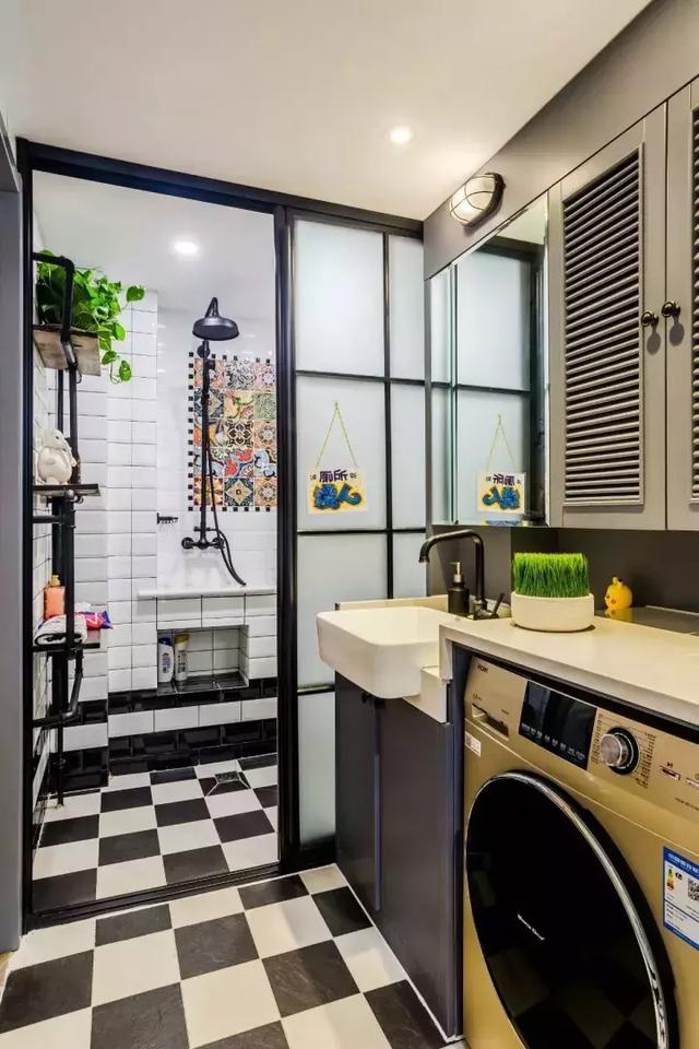 卫生间这样设计，家里洗衣机放置就不是问题！大小户型都适合哦！