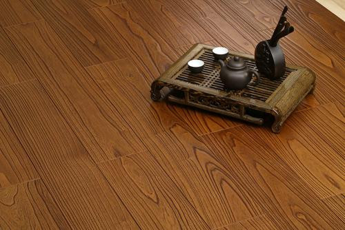 三层实木复合地板是大板子地板好还是小板子地板好_纯实木世友地板怎么样_木地板全实木