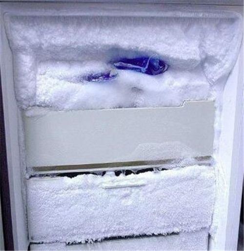 美菱冰箱冷冻室结冰图片