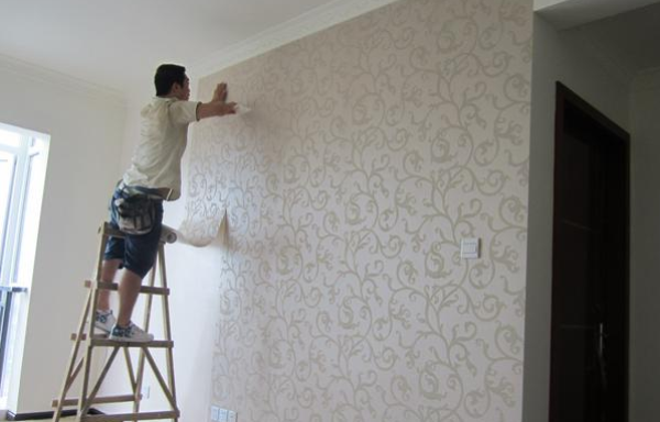 装修新房墙纸和乳胶漆哪个更环保？了解了这些，再也不怕被坑了