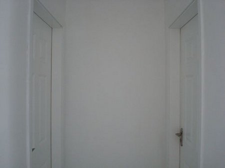 卧室门对着卫生间门要怎么办？如何化解呢？