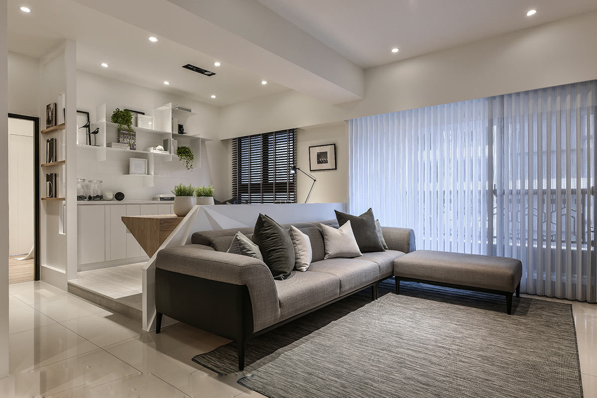 现代简约风格二居室装修沙发布置图