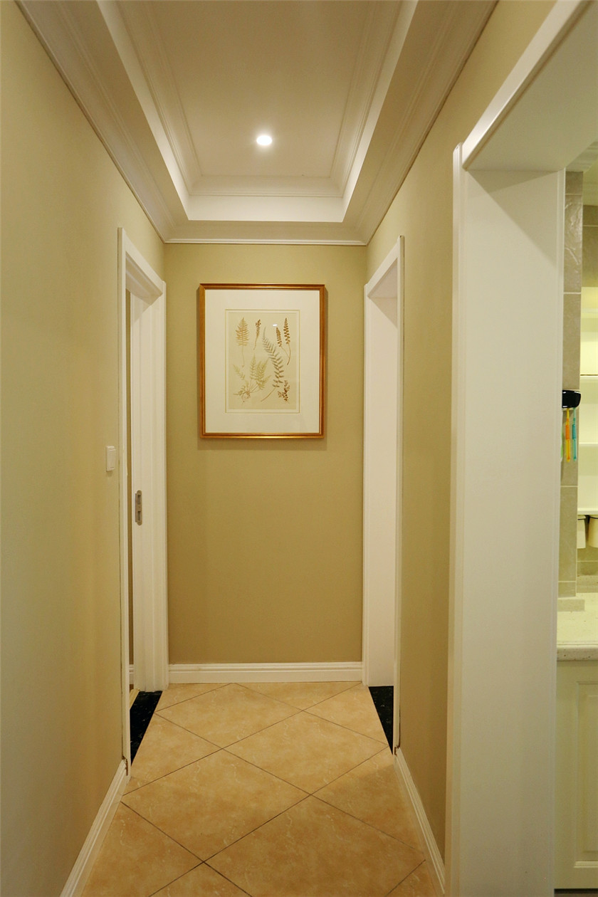 现代美式风格四居走廊装修效果图