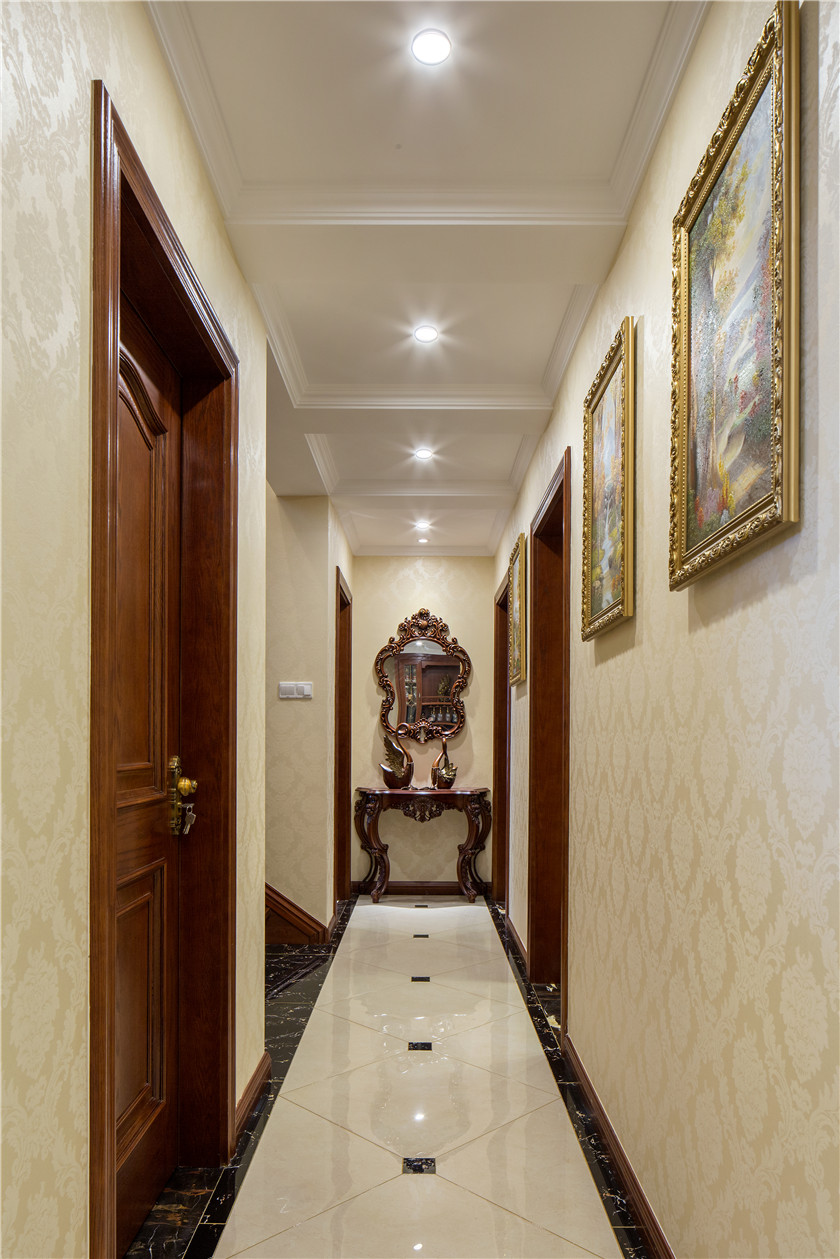新古典美式风格别墅走廊装修效果图