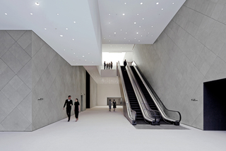 嘉德艺术中心电梯空间设计效果图