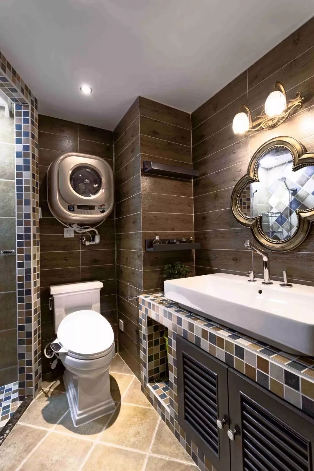 Double Core现代别墅卫浴洗手台设计图 – 设计本装修效果图