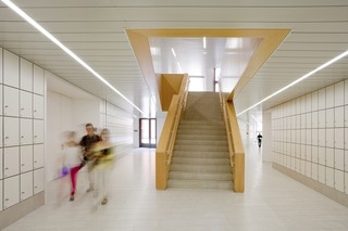 教学楼教室区楼梯设计效果图