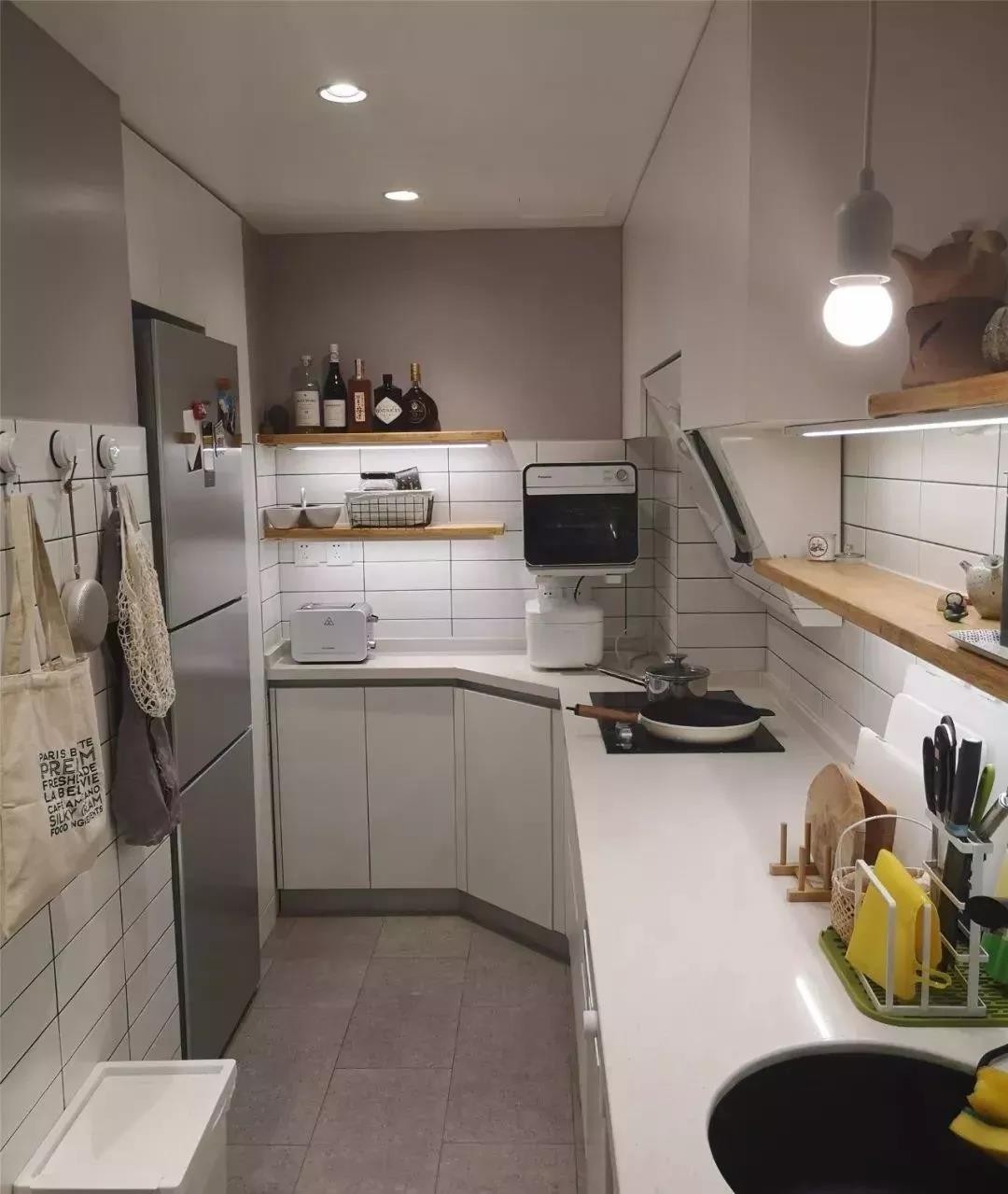 现代简约风格小户型厨房设计图赏_太平洋家居网图库