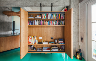 40平米水泥公寓书柜装修效果图