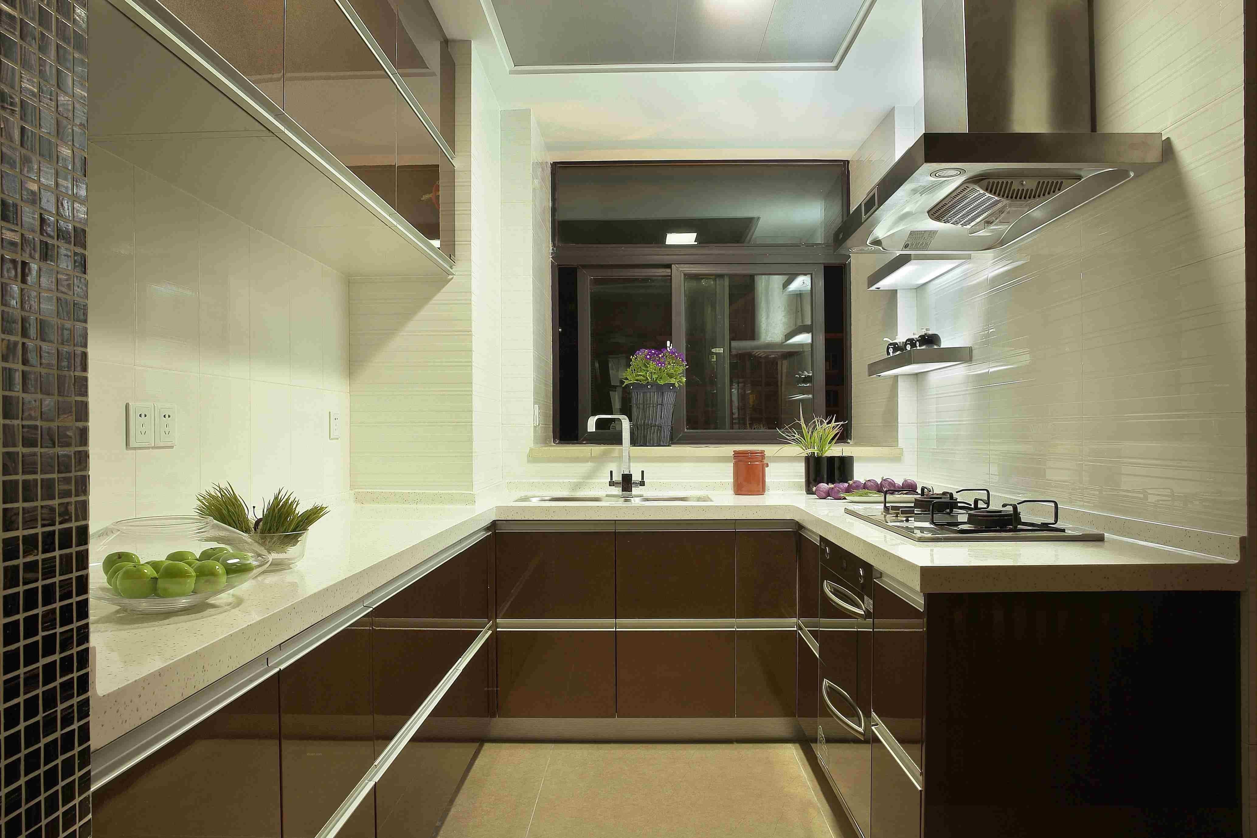 160平现代风格厨房装修效果图
