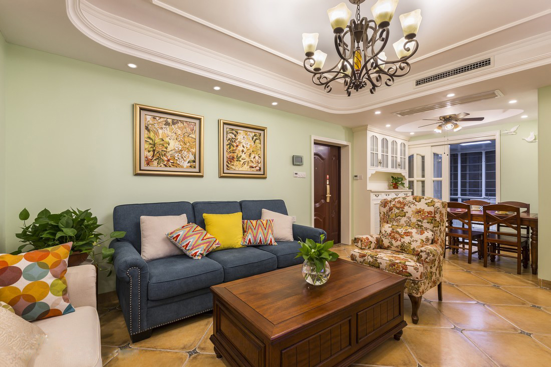110平米装修,二居室装修,10-15万装修,美式风格,沙发背景墙,绿色