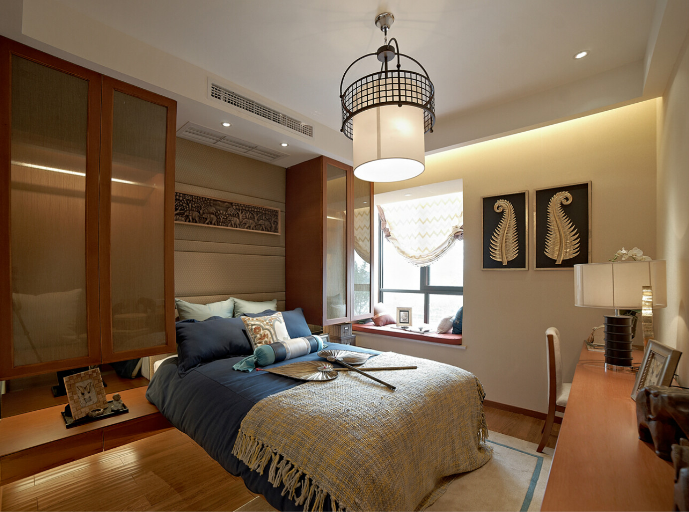三居室东南亚风格卧室装修效果图