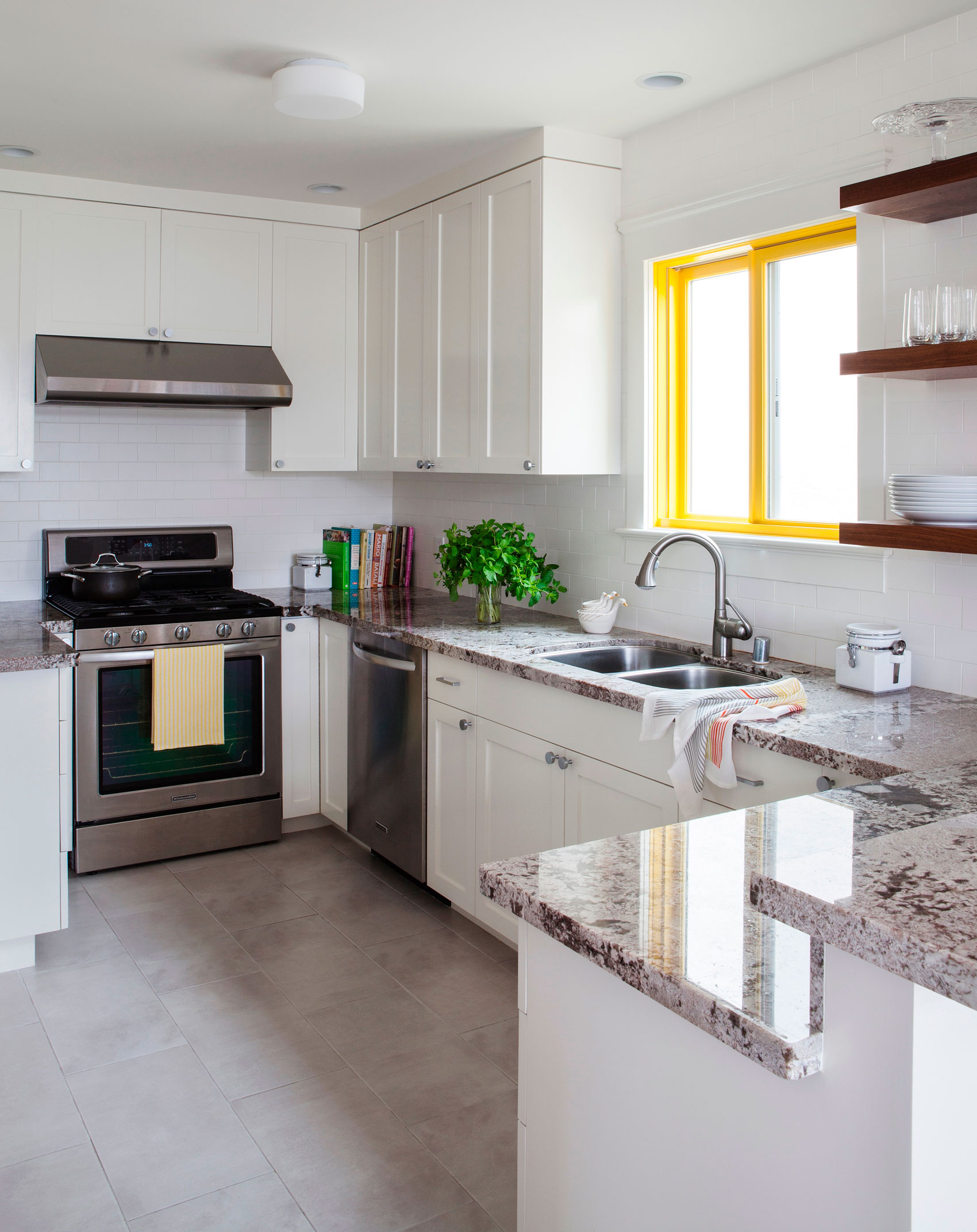 现代二居室公寓厨房装修效果图