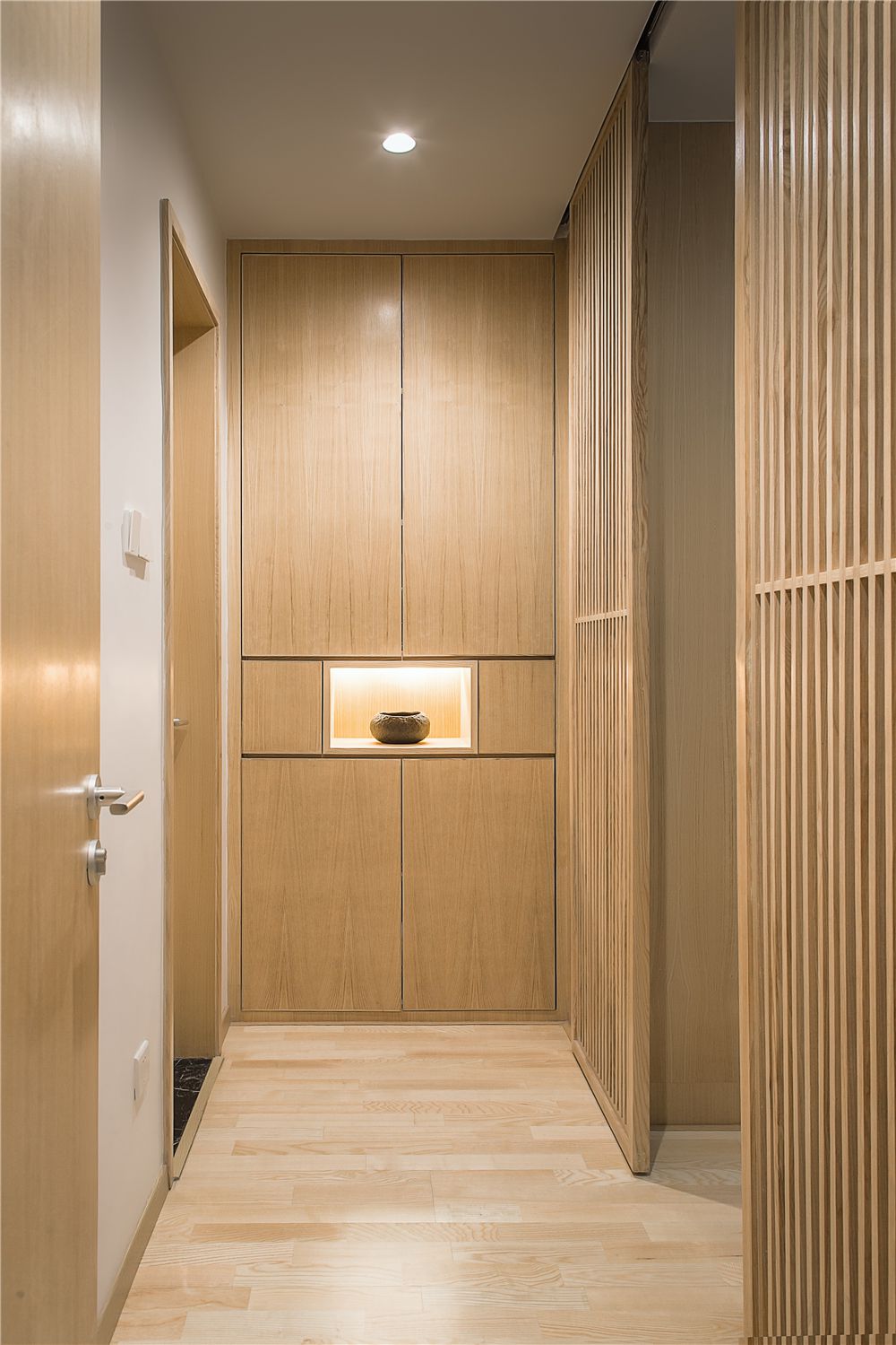 三居室日式风格走廊装修效果图
