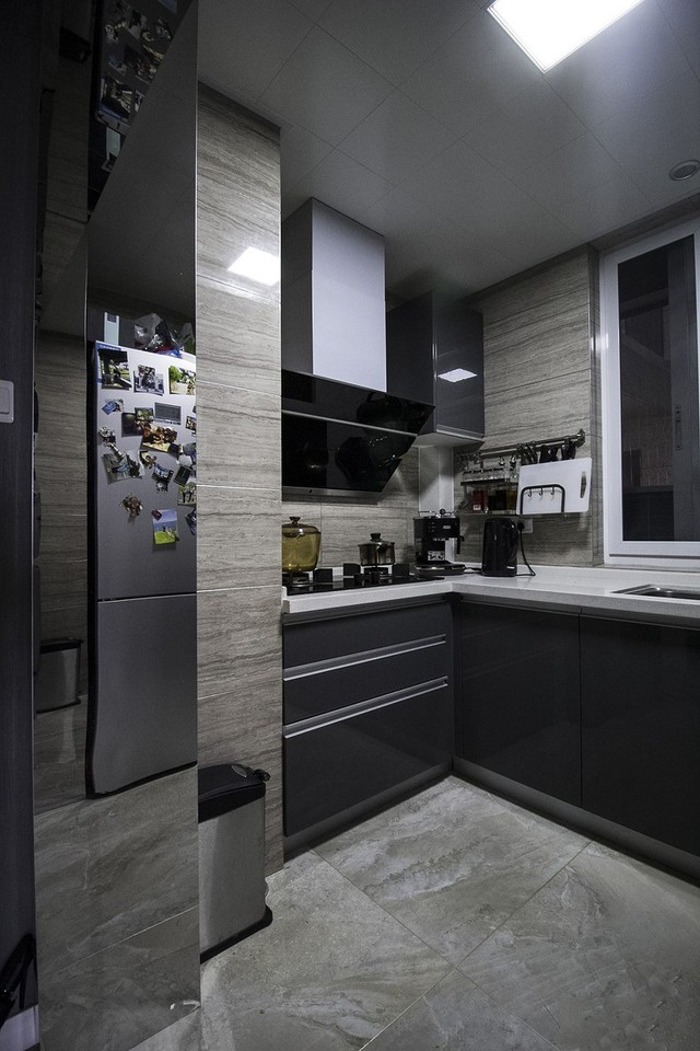 灰色调现代风二居厨房装修效果图