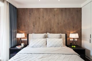 现代简约二居室床头背景墙装修效果图