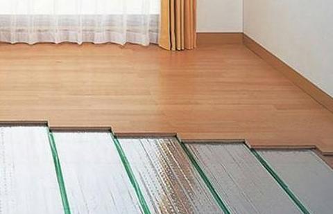 地暖上铺地板好还是地砖好 地暖上铺地板的优缺点