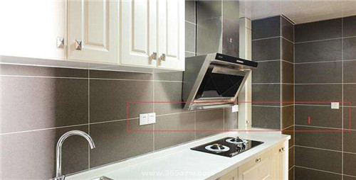 厨房水电插座位置图图片