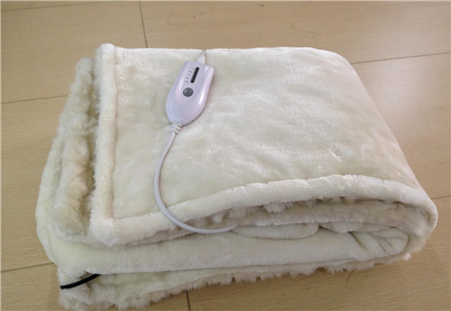 电热毯使用较为普遍,尤其是在北方,气温低下,电热毯成为家居必备品