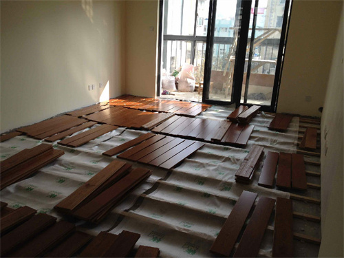 补木地板用什么材料|请指教安装木地板都需要哪些辅助材料