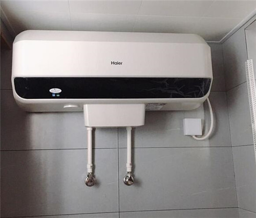 热水器插座位置图片