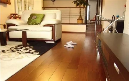 地板专用木蜡油_圣菲亚自热地板,墙暖地暖好不好_地暖专用强化木地板